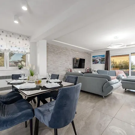 빌라 Bura Zadarvillas