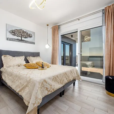 Bura Zadarvillas * Stankovci