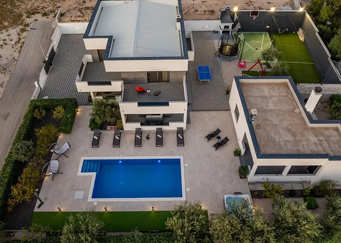 Bura Zadarvillas Βίλα *